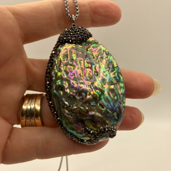Paua Abalone Large Pendant Necklace + 19 inch ROLO chain Brand New in Gift Box - Picture 3 of 8